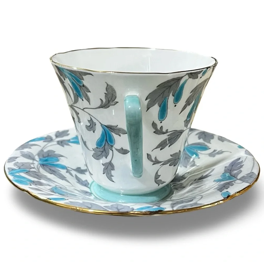 Royal Grafton “Ashley” Teacup and Saucer - Picture 5 of 9